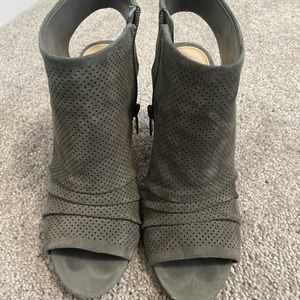 Vince camuto booties